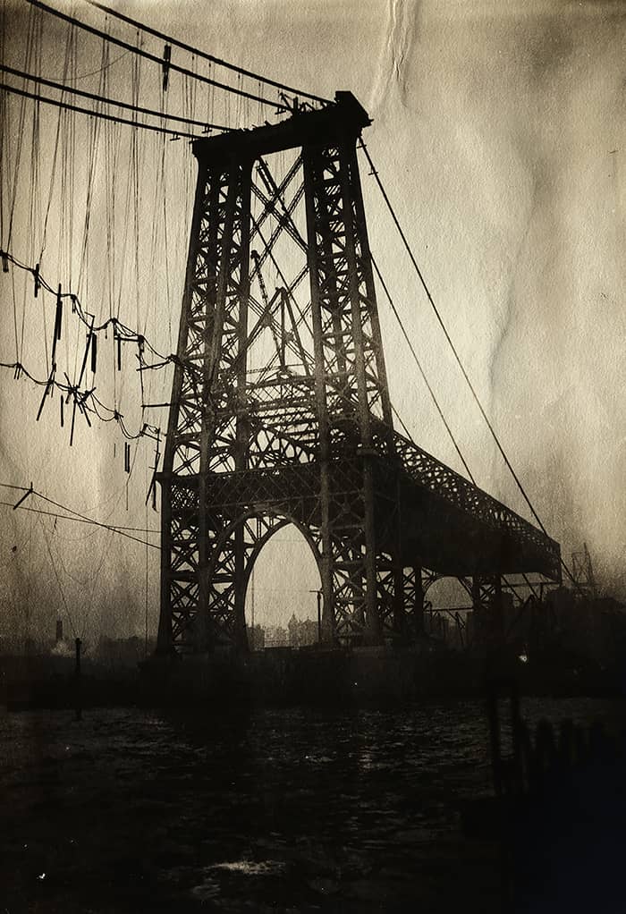 22 Nov 1902 | Construction of Williamsburg Bridge, New York